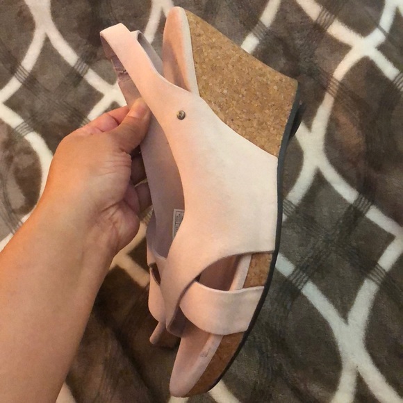 UGG wedges sandals - Picture 5 of 5